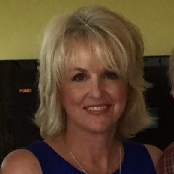 Meet your Posher, Karen - Picture 1 of 1